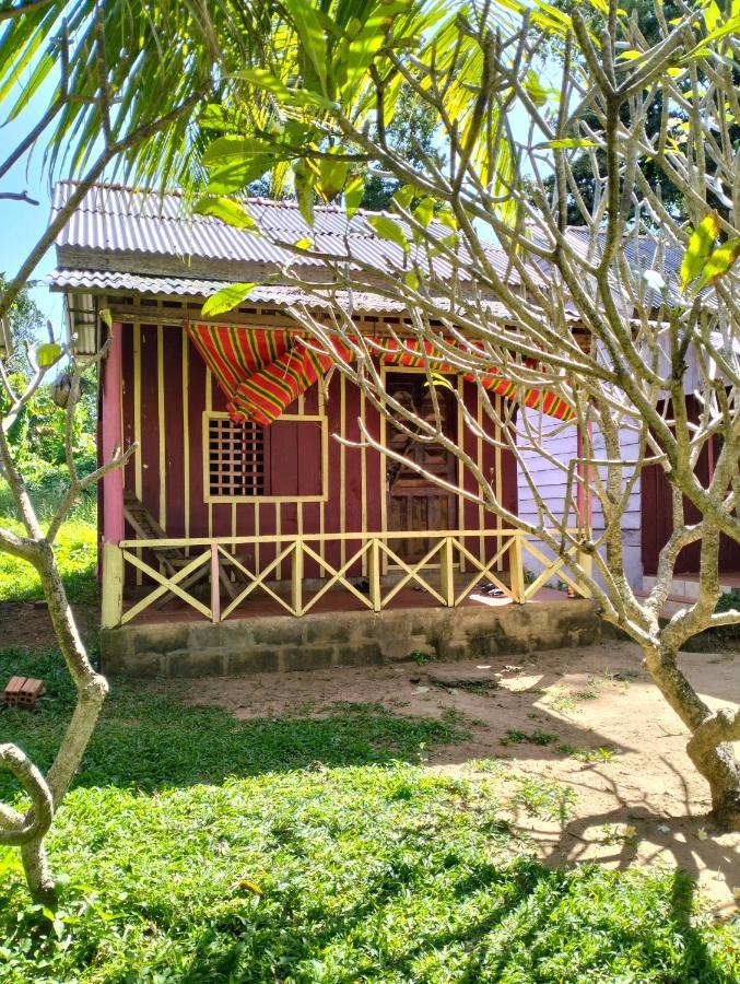 Fat Rabbit Beach Resort Kep Exterior foto